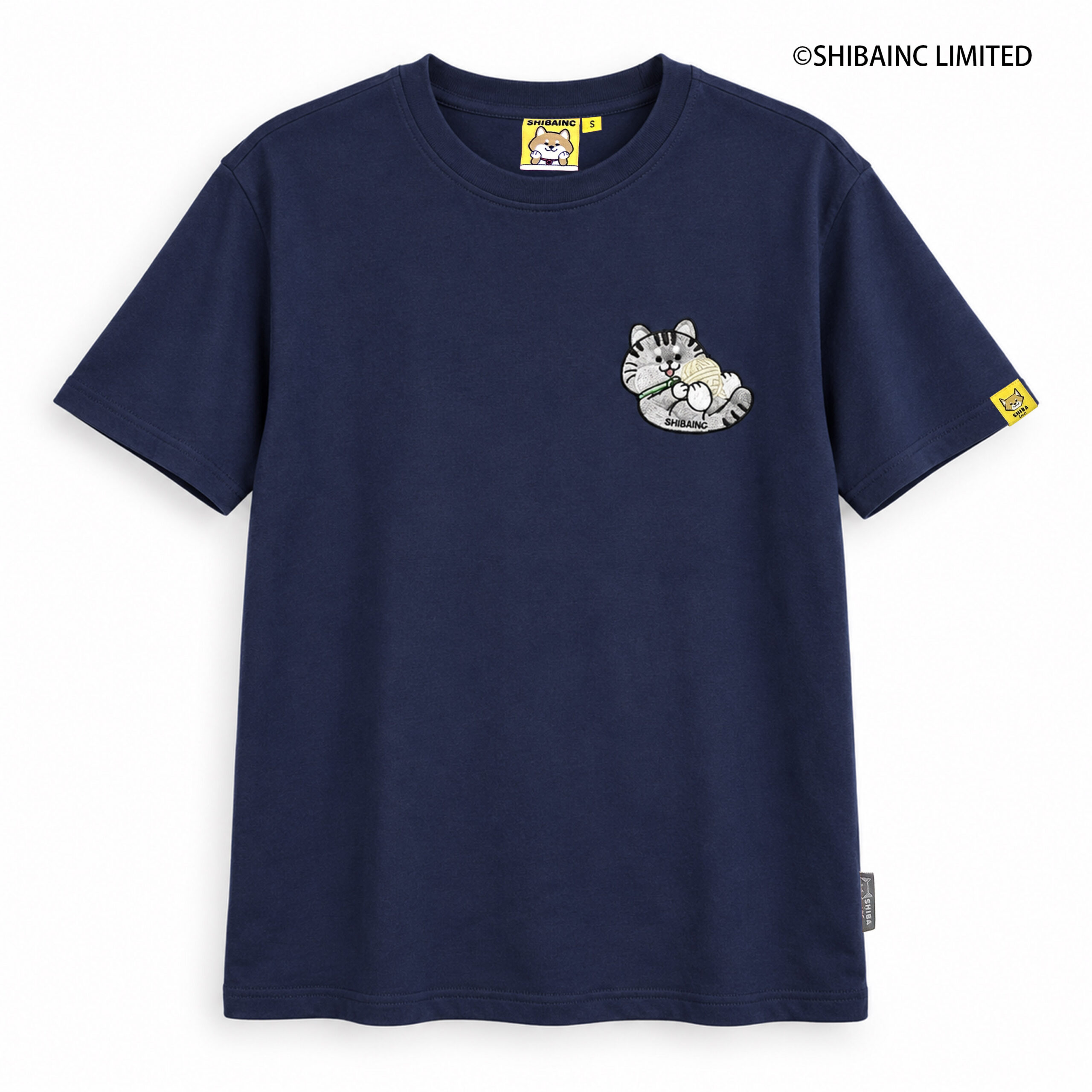 Mo the Cat with ball of yarn embroidery graphic tee - Image 3